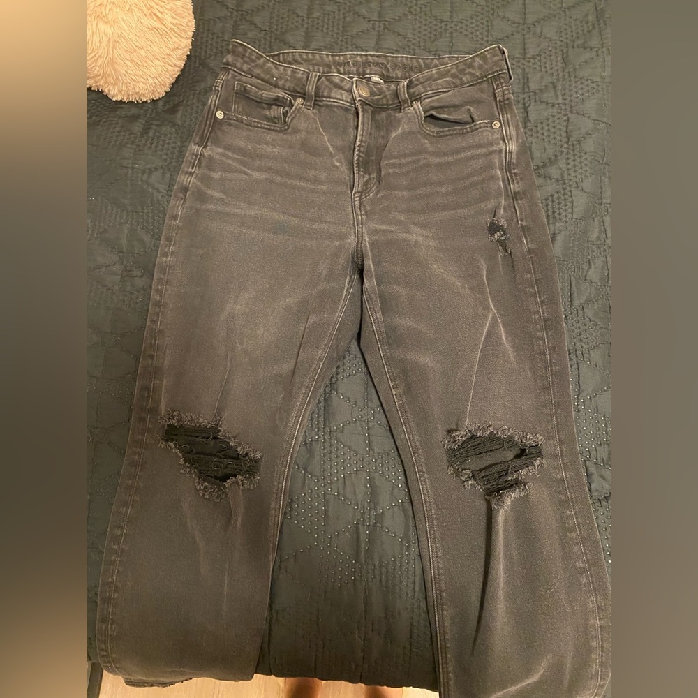 American Eagle Outfitters Black Distressed Mom Jeans